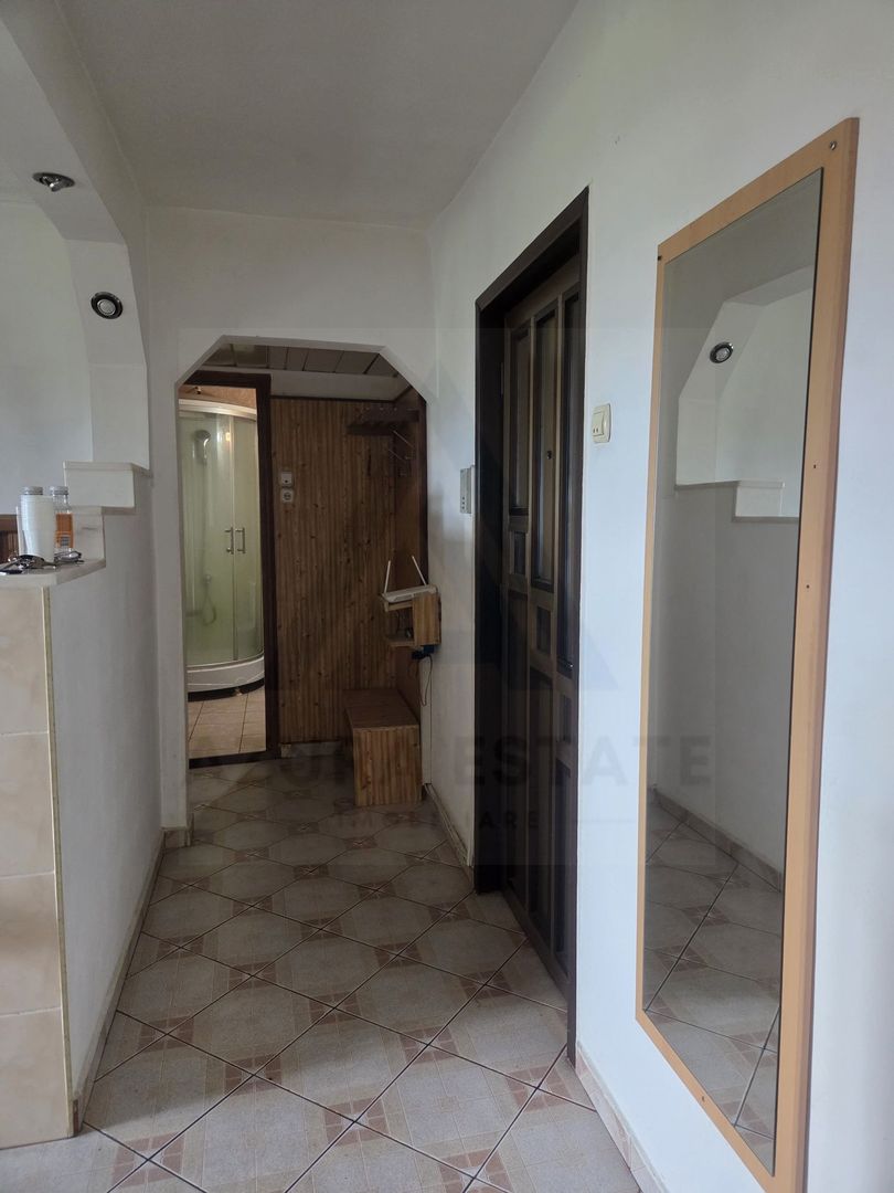 Apartament 2 camere balcon inchis cu pivnita si boxa in Vasile Aaron - Poză 5