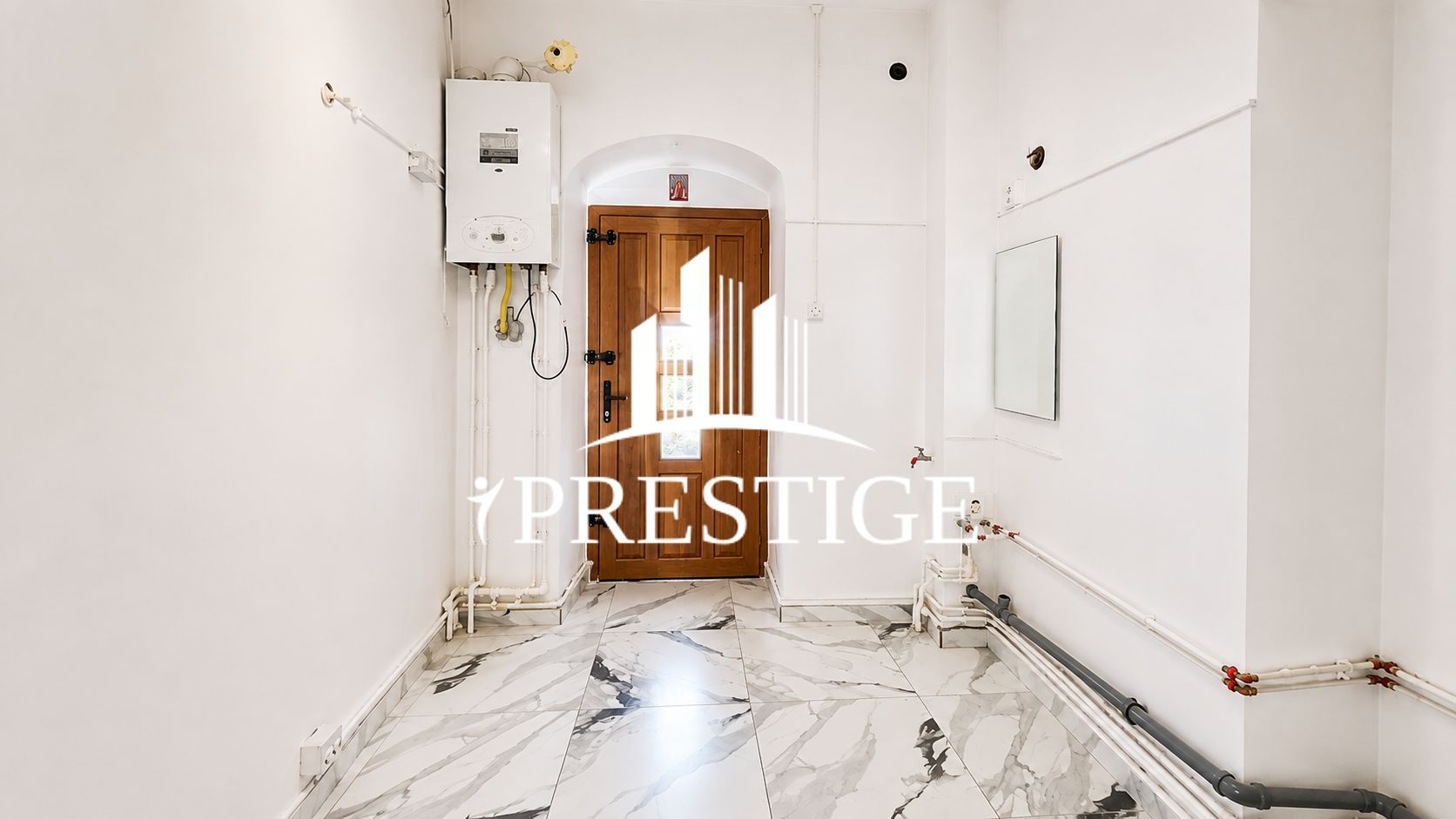 SPAȚIU COMERCIAL ULTRACENTRAL DE ÎNCHIRIAT | ACCES STRADAL | LA CHEIE - Poză 5