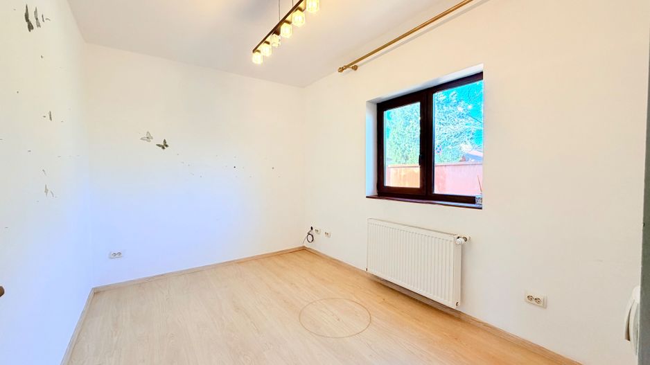 Duplex luminos si spațios, cu garaj, in zona Mehala - Ronat - Poză 8