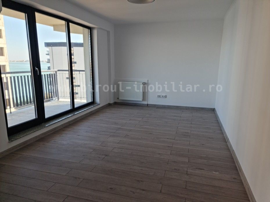 Apartament Spațios cu Vedere Frontală la Lacul Siutghiol și Mamaia - Poză 2
