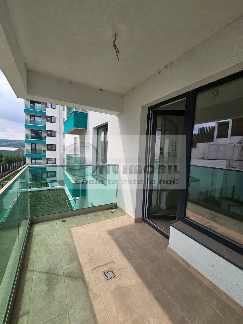 Apartament cu 2 camere decomandat Pacurari 65mp - parcare subterana - Poză 11