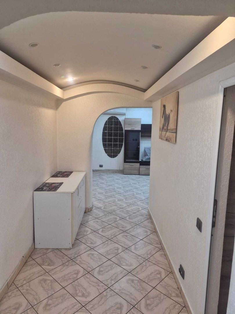 Apartament spațios cu 2 camere - Poză 4