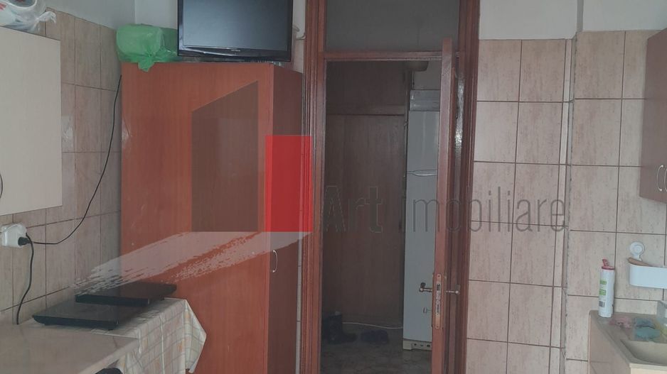 apartament 3 camere Drumul Taberei - Poză 5