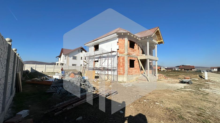 Casa in Cristian | 4 Camere | 647 Teren +137mpu+ Terasa | 0% Comision - Poză 3