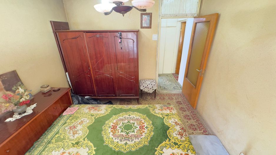 Apartament 4 Camere Teiul Doamnei Lacul Tei - Poză 5