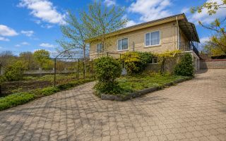 Casă 210 m² cu 5 dormitoare și teren 10 ari – Euroreparație | Drochia, str. Grigore Ureche - Poză 3