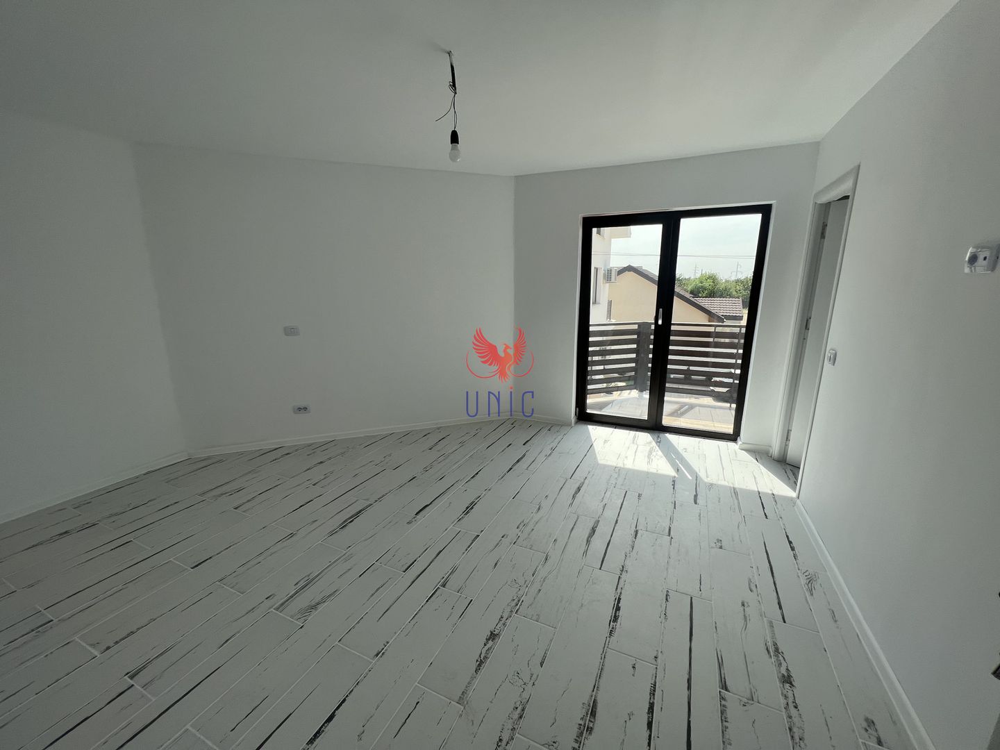 Vila la cheie P+1 zona Bordei - Poză 12