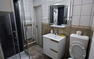 Închiriez apartament 3 camere, Unirii, plan B, centrală proprie - Poză 8