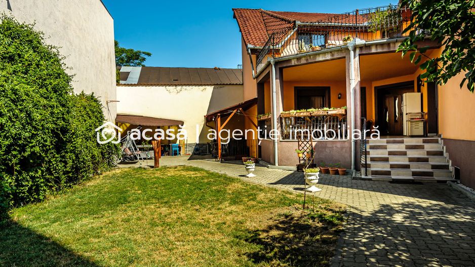 Casă superbă cu 6 camere, gradină și terasă, în centrul Aradului. - Poză 2