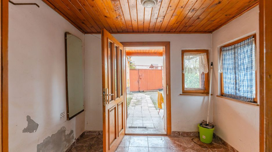 Casă individuală de renovare în Bod, Brașov - Poză 5