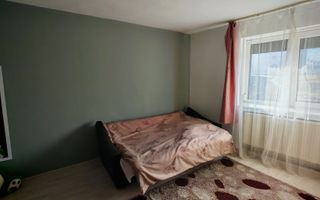 Corp de casa 4 camere zona Nicopole,curte comuna cu 1 familie. - Poză 6