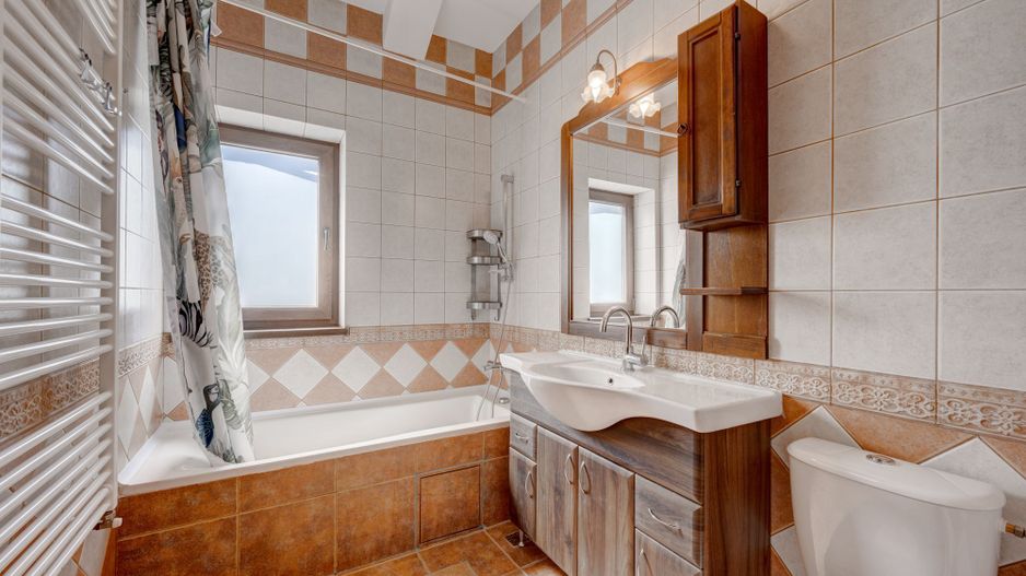 2 Vile individuale in Paradisul Verde P+M, caramida, ideal familii - Poză 79
