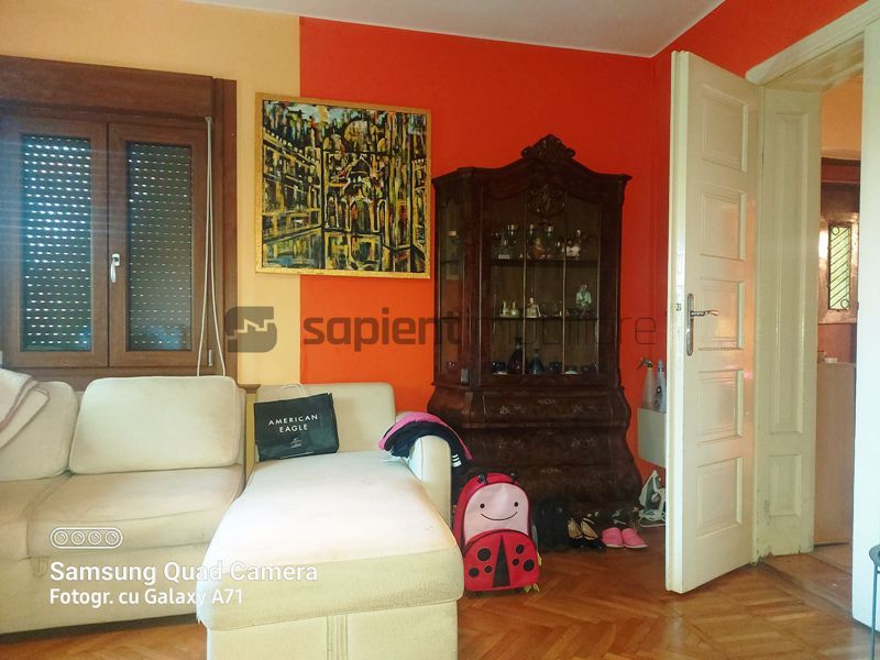 Casa cu 6 camere str.E Teodoroiu - Poză 15