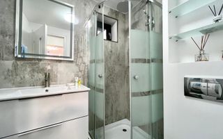 Două corpuri de casă | Birouri / Locuire | Curte 189mp| Șoseaua Alexandriei - Poză 7