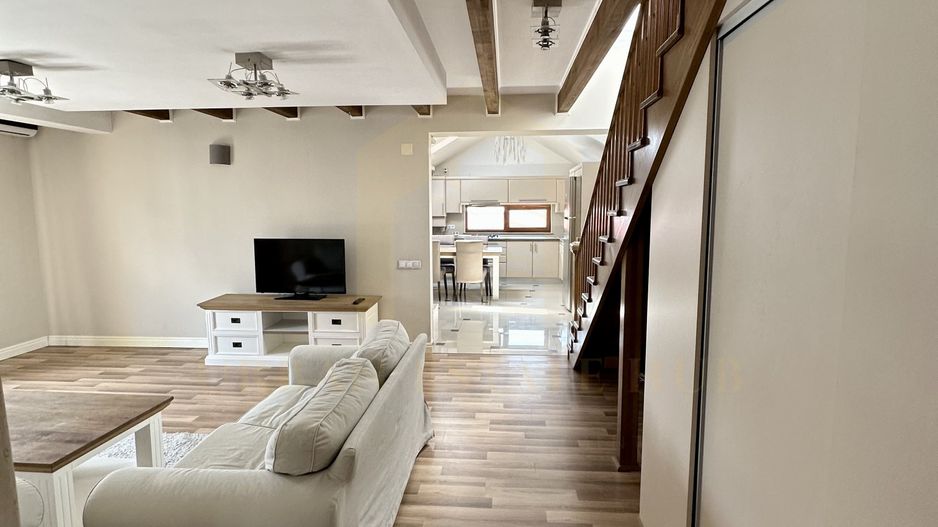 Vanzare apartament 4 camere, zona Grand Hotel Italia - Poză 4