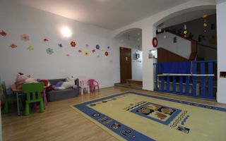 Casa in zona Lipovei,  ideala pentru activitati comerciale. - Poză 6