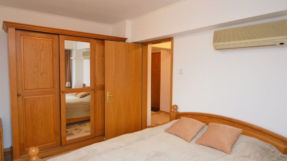 3 camere Unirii 63, prima închiriere, mobilat complet, parcare inclusă - Poză 8