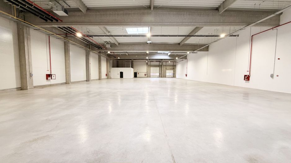 Hala de inchiriat Arad A1 – spațiu industrial modern 2.349 mp - Poză 4
