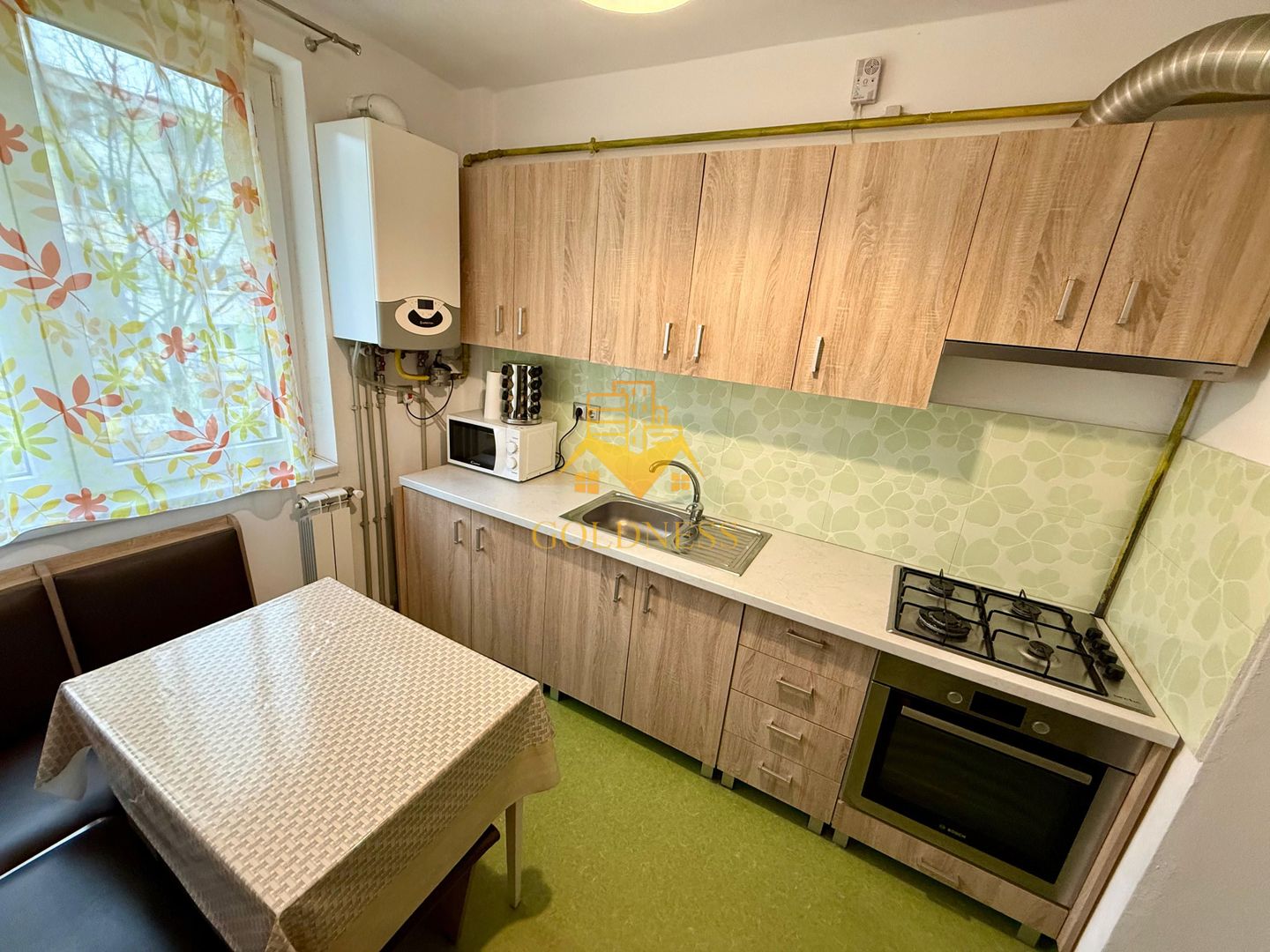 2 camere semidecomandate, balcon, Zona Centrala, Piata Abator, Lukoil - Poză 6