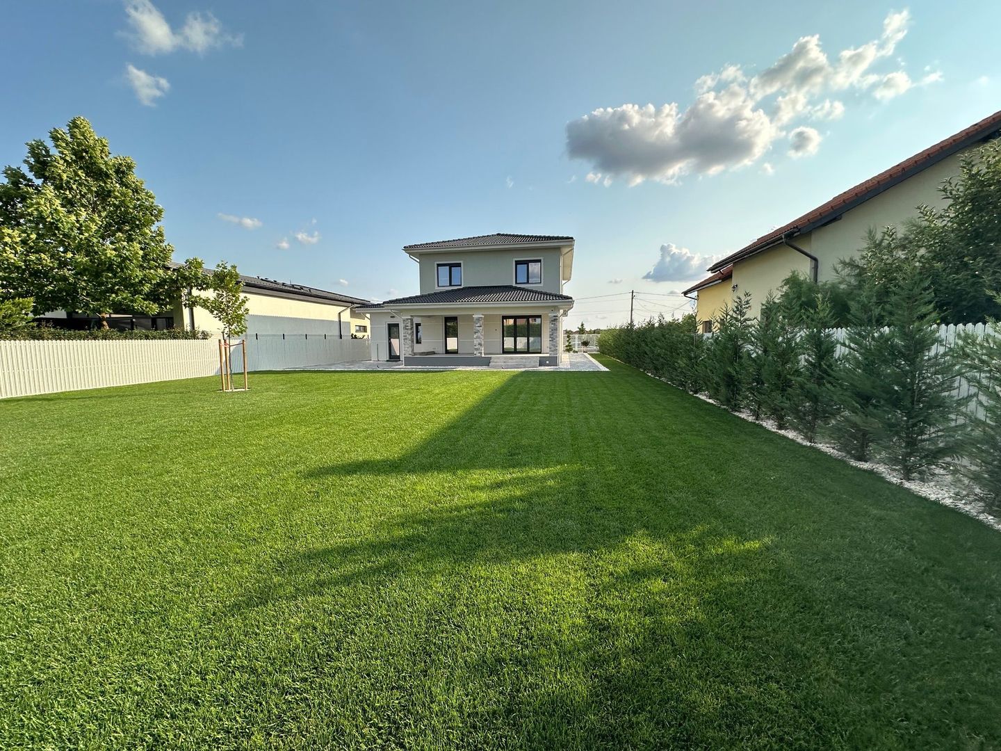 Locuinta individuala cu garaj si teren de 1000mp - Poză 35