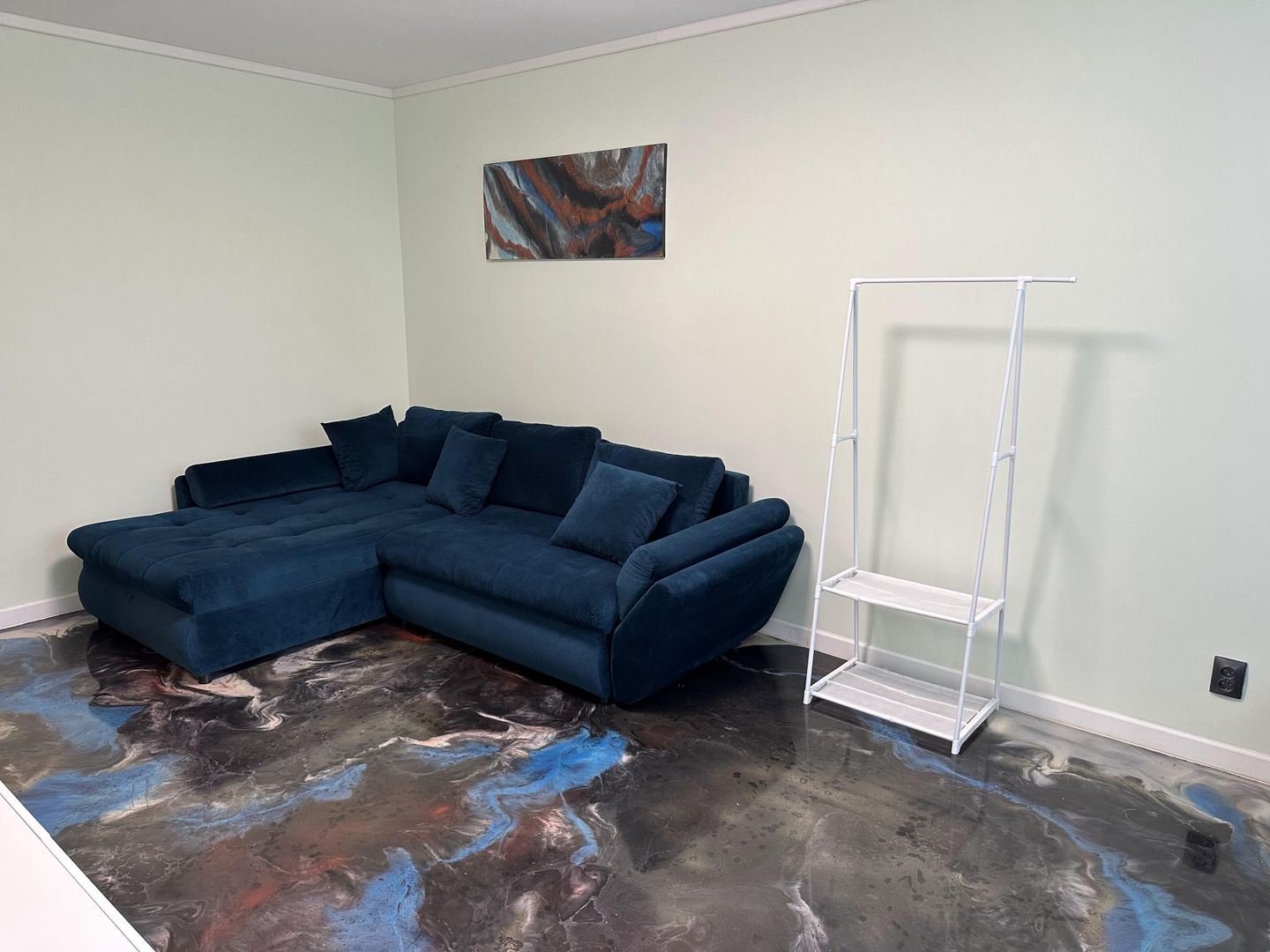 Inchiriere apartament mobilat și utilat 3 camere zona Titan Negociabil - Poză 3