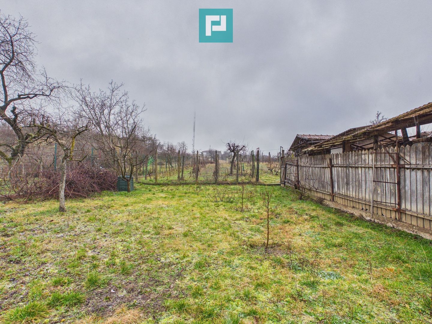 Vilă stil montan, 270 mp, teren 3000 mp - Poză 5