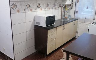 Închiriez apartament cu o camera - Poză 2