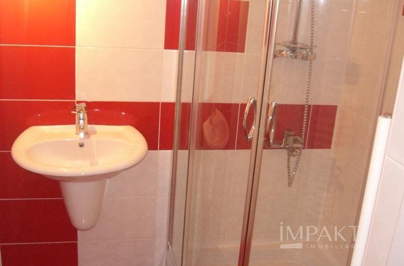 Apartament cu 4 camere, semidecomandat, in zona Marty Horea! - Poză 5