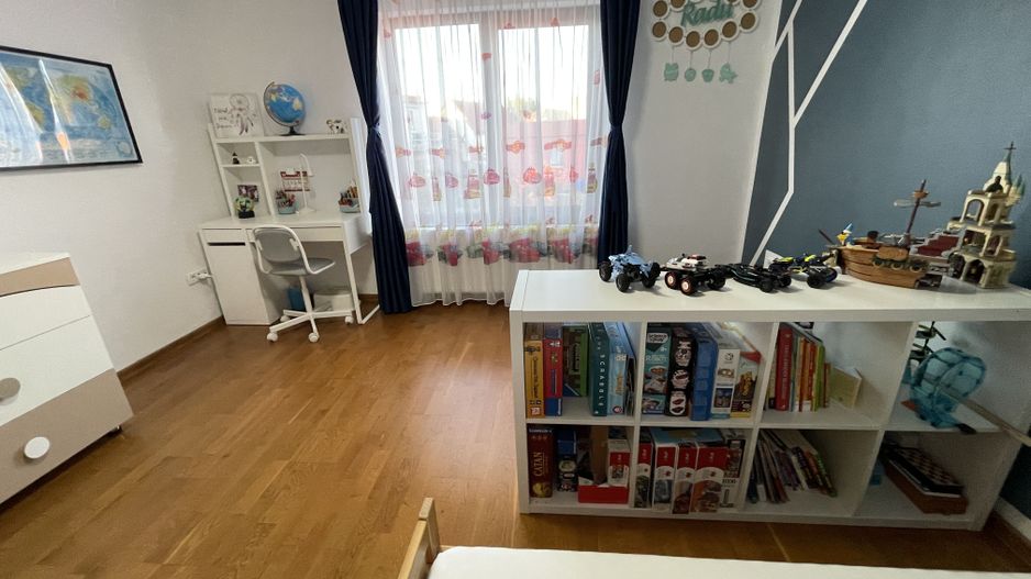 Casa moderna, frumos amenajata in zona Bogdanestilor - Poză 25