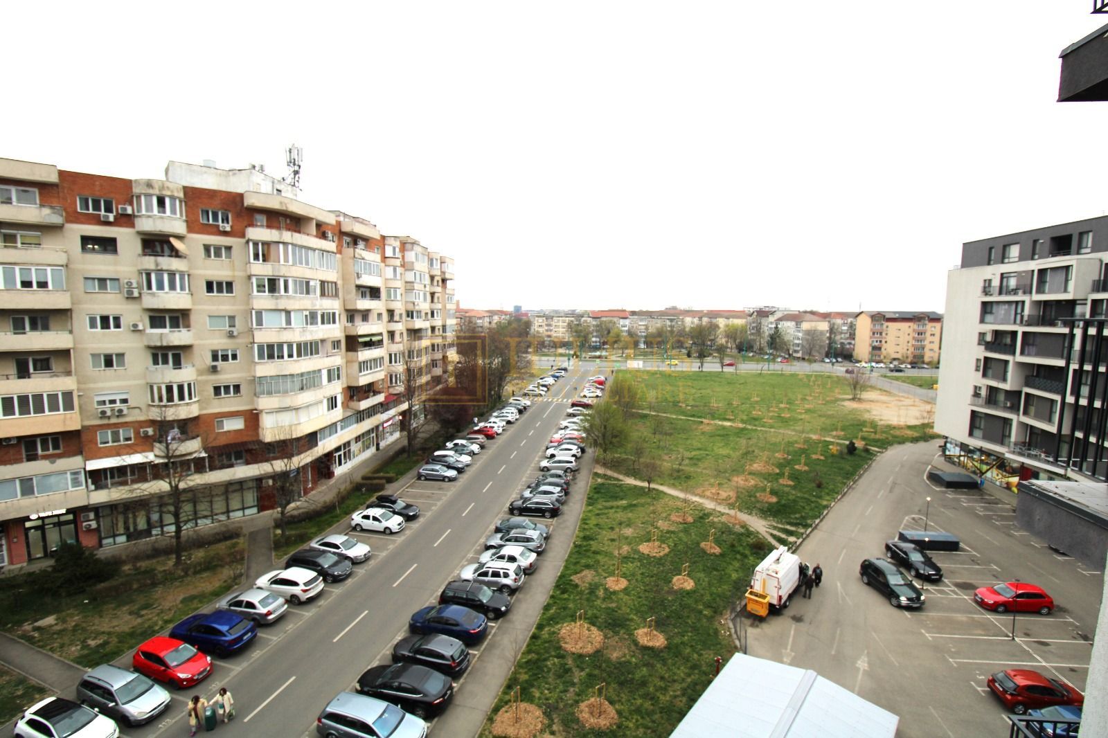 2 camere spatioase, loc parcare subteran – Complex Uranus/Soarelui. - Poză 15