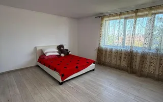 Casă spațioasă de vânzare - Braneşti - Poză 20