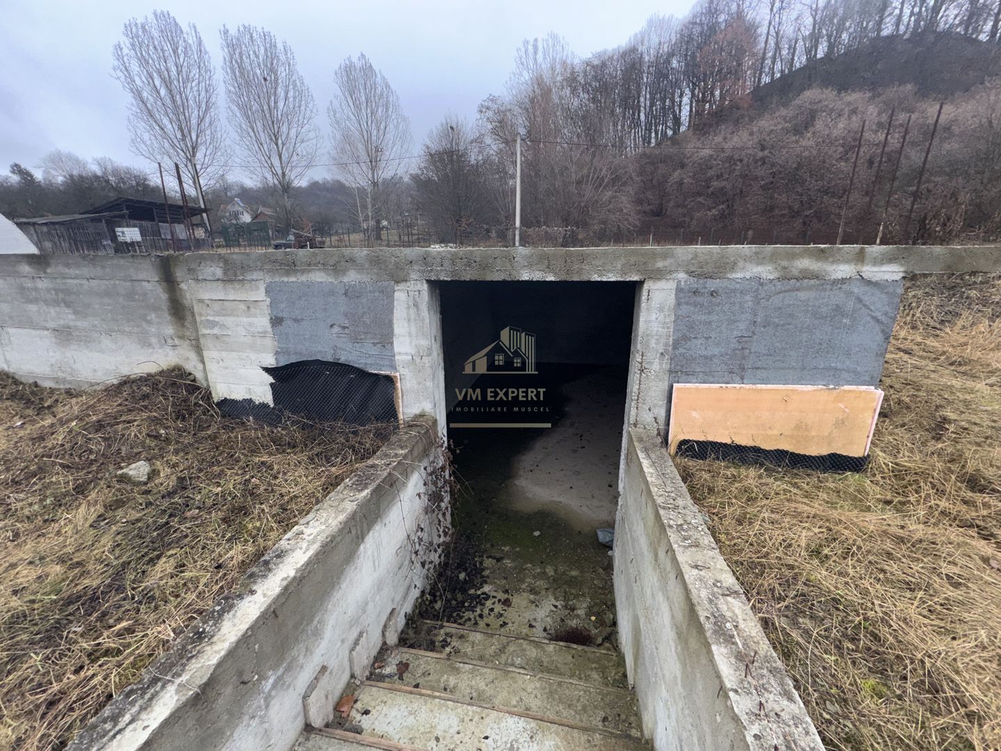 TEREN INTRAVILAN 2200 MP CAMPULUNG ARGES - Poză 33