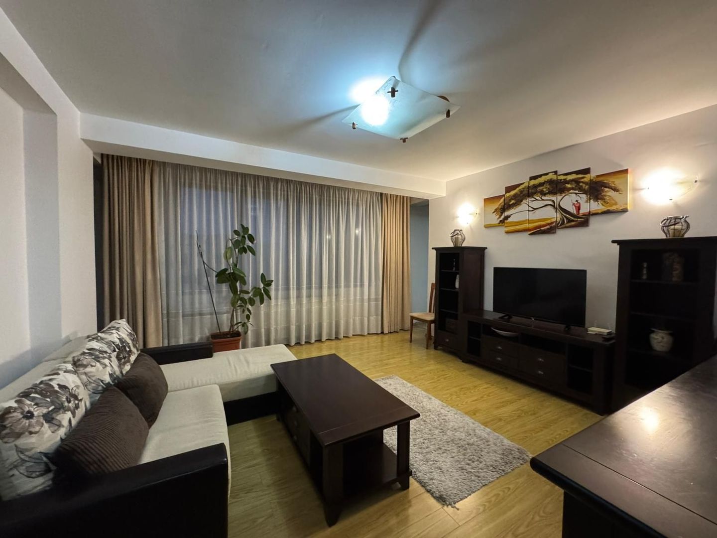 3 camere + LOC DE PARCARE inclus || DOROBANTI - Poză 2