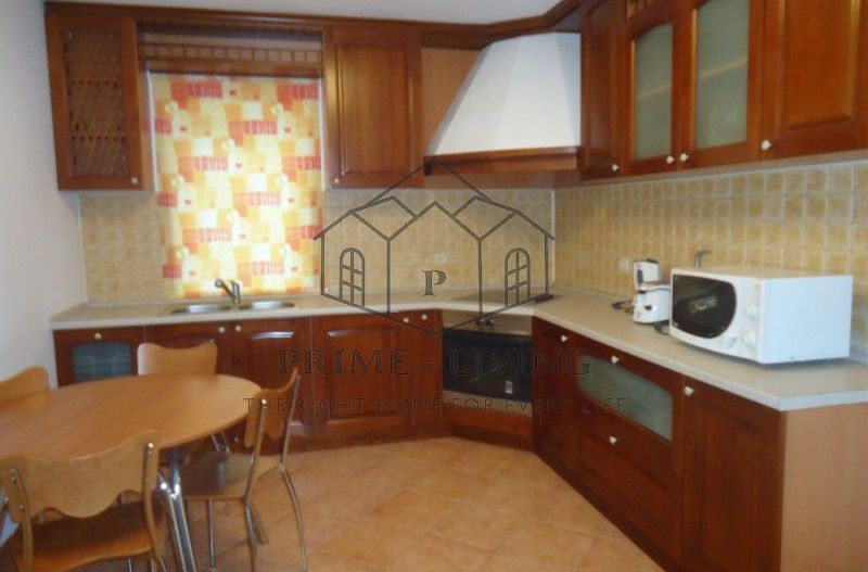 VILA RECENT RENOVATA LA INCHIRIERE - Poză 4