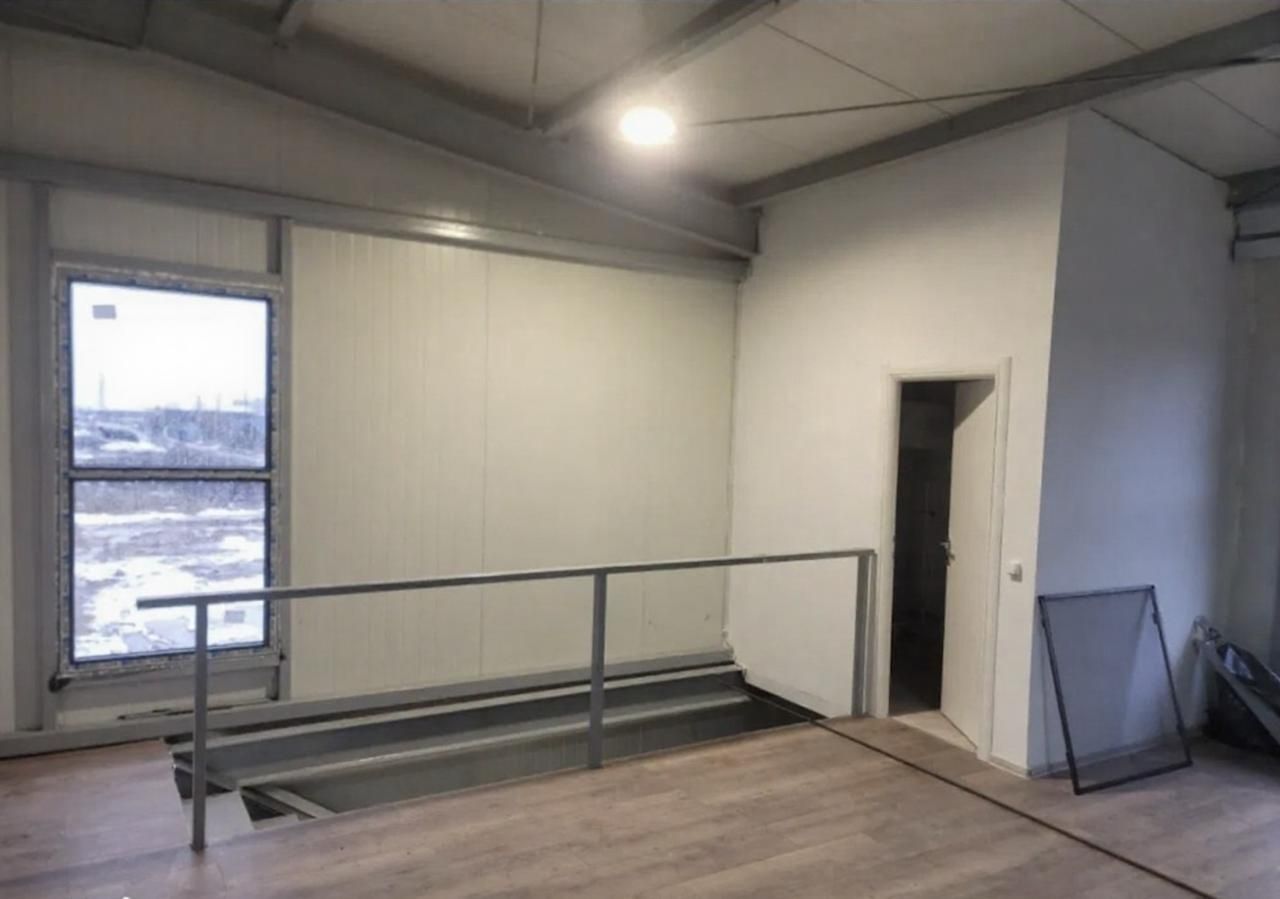 Hală 256 mp de vânzare, Prelungirea Gării Cățelu, teren 1.207 mp - Poză 7