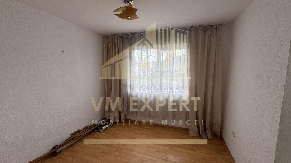 APARTAMENT 2 CAMERE PARTER VISOI CAMPULUNG - Poză 3