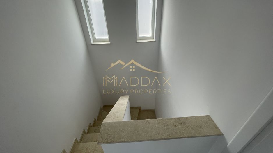 Vila individuala_P+1 ***4 camere***380 mp teren//Tamasi-CORBEANCA - Poză 9