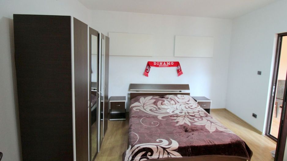 De vanzare casa cu 3 camere, zona Port, 65.000 euro - Poză 7