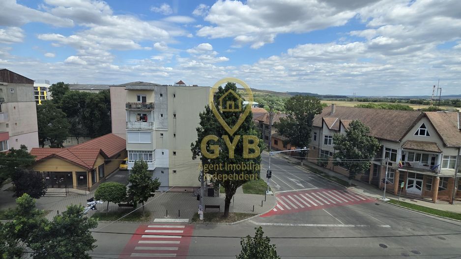 Apartament spatios cu 4 camere, 2 balcoane – Marghita, zona Penny - Poză 19