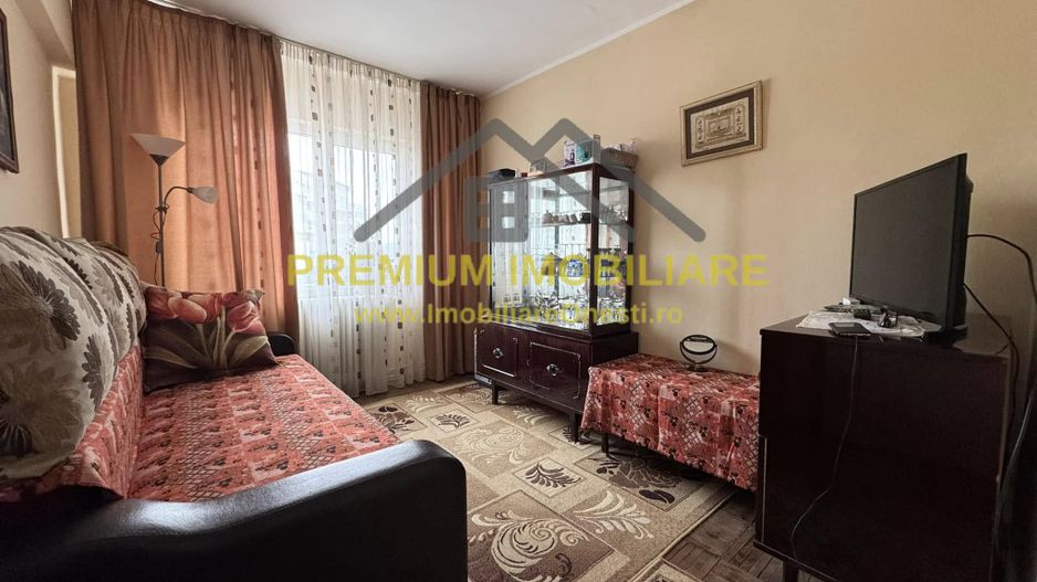 Apartament 3 camere zona de jos - Poză 4