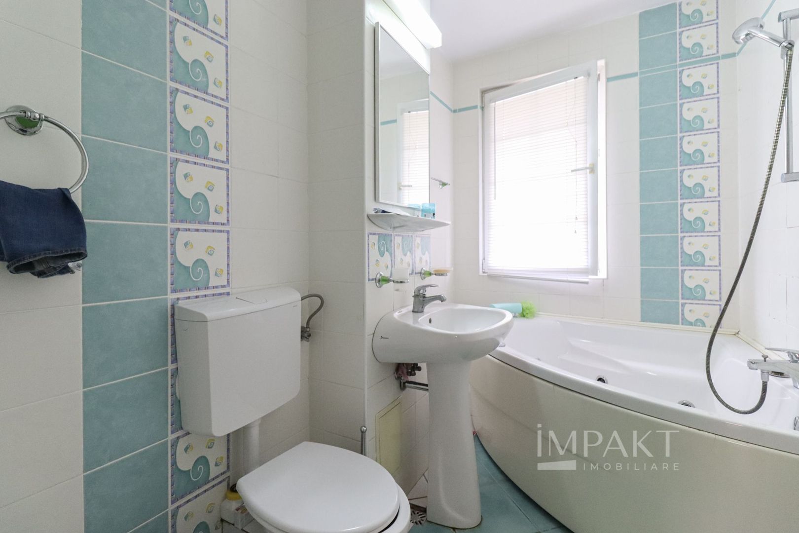 Apartament cu 4 camere, de inchiriat, situat in cartierul Manastur! - Poză 11