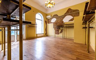 Spațiu comercial în Piața Catedralei - Poză 2