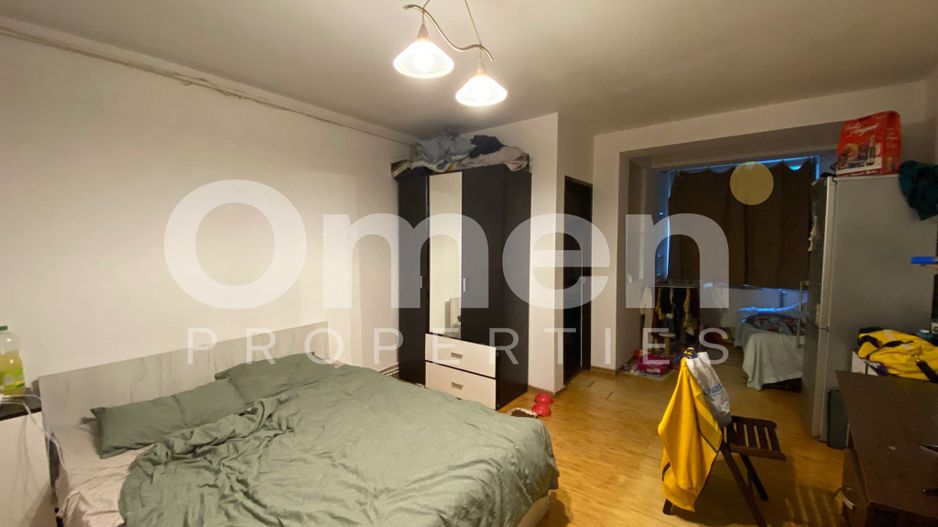 Garsoniera situata la parter inalt, zona Vivo - Poză 1