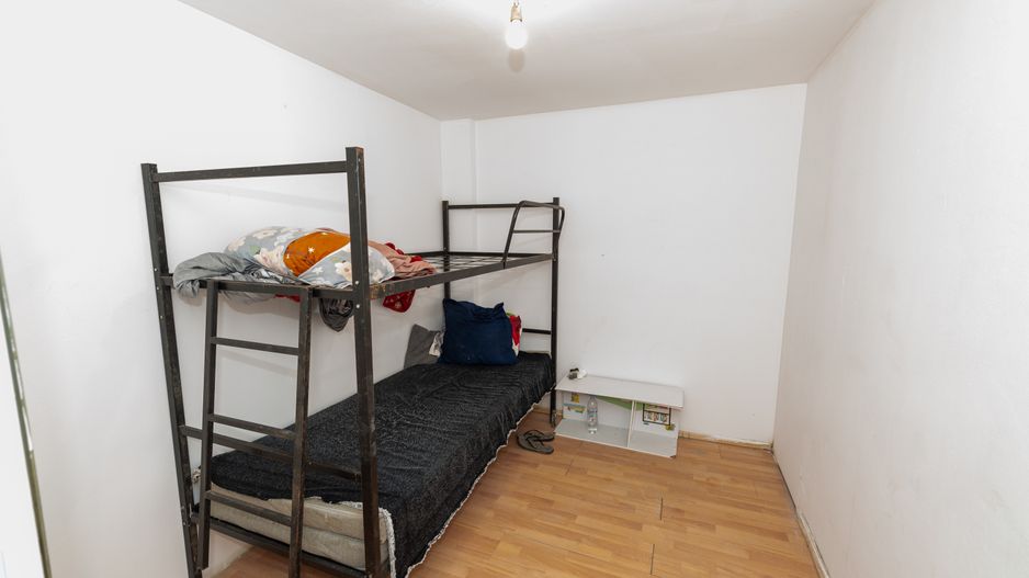 Casa individuala 4 camere, 265mp teren, Progresul , Sector 4 - Poză 3