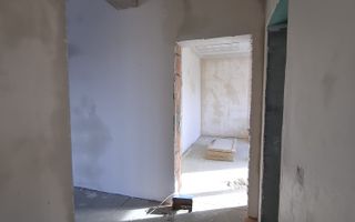 Casa cu 4 camere de vanzare, Bucov, Mica Roma - Poză 7