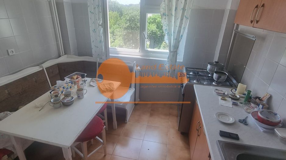 Apartament cu 4 camere in Politehnica - Poză 9