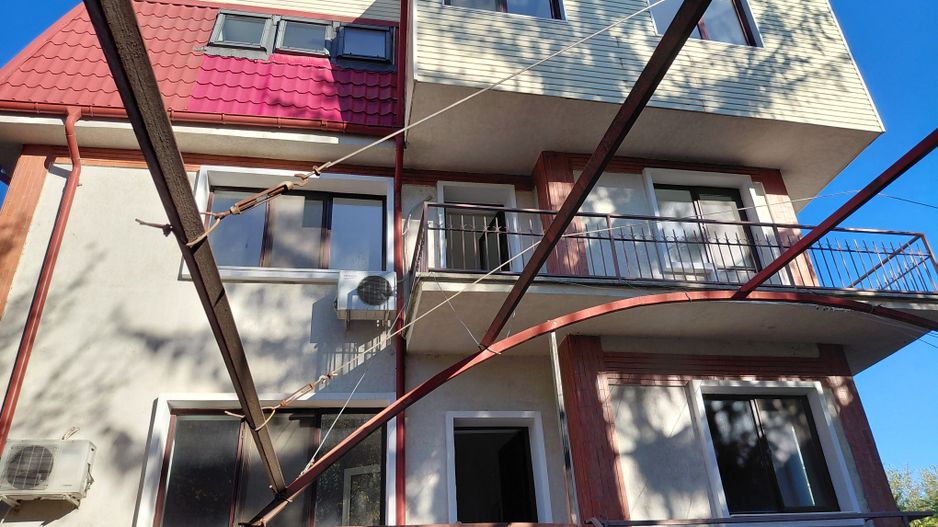 De vânzare – Casă D+P+2E+M în zona ultracentrală ideala pentru afacerea ta! - Poză 3