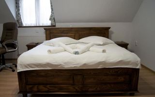 Casă cu 4 camere de vânzare | zona Ultracentrala - Poză 10