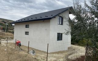 Casă de vânzare, 4 camere, Vladiceni – 120 mp utili, teren 517 mp - Poză 3