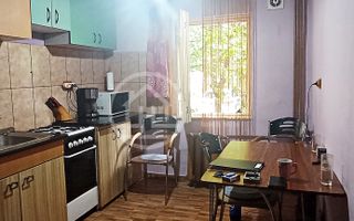 Apartament de vanzare cu 2 camere in zona Rogerius, Oradea - Poză 2